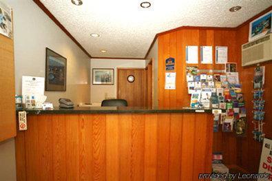 Blue Whale Motor & Aparthotel 3*