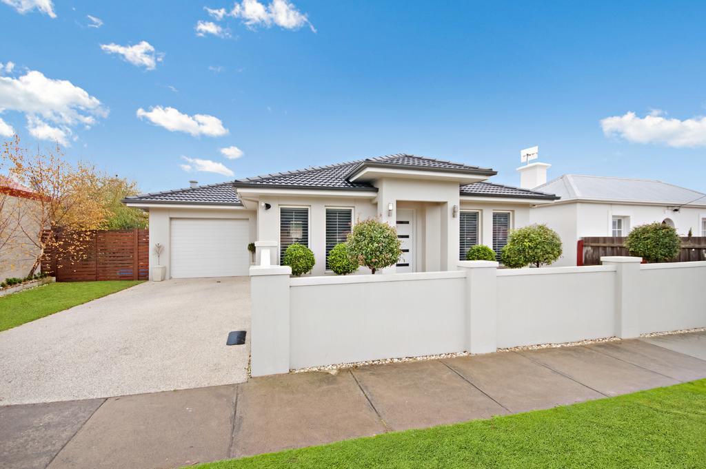 Holiday home Central Townhouse