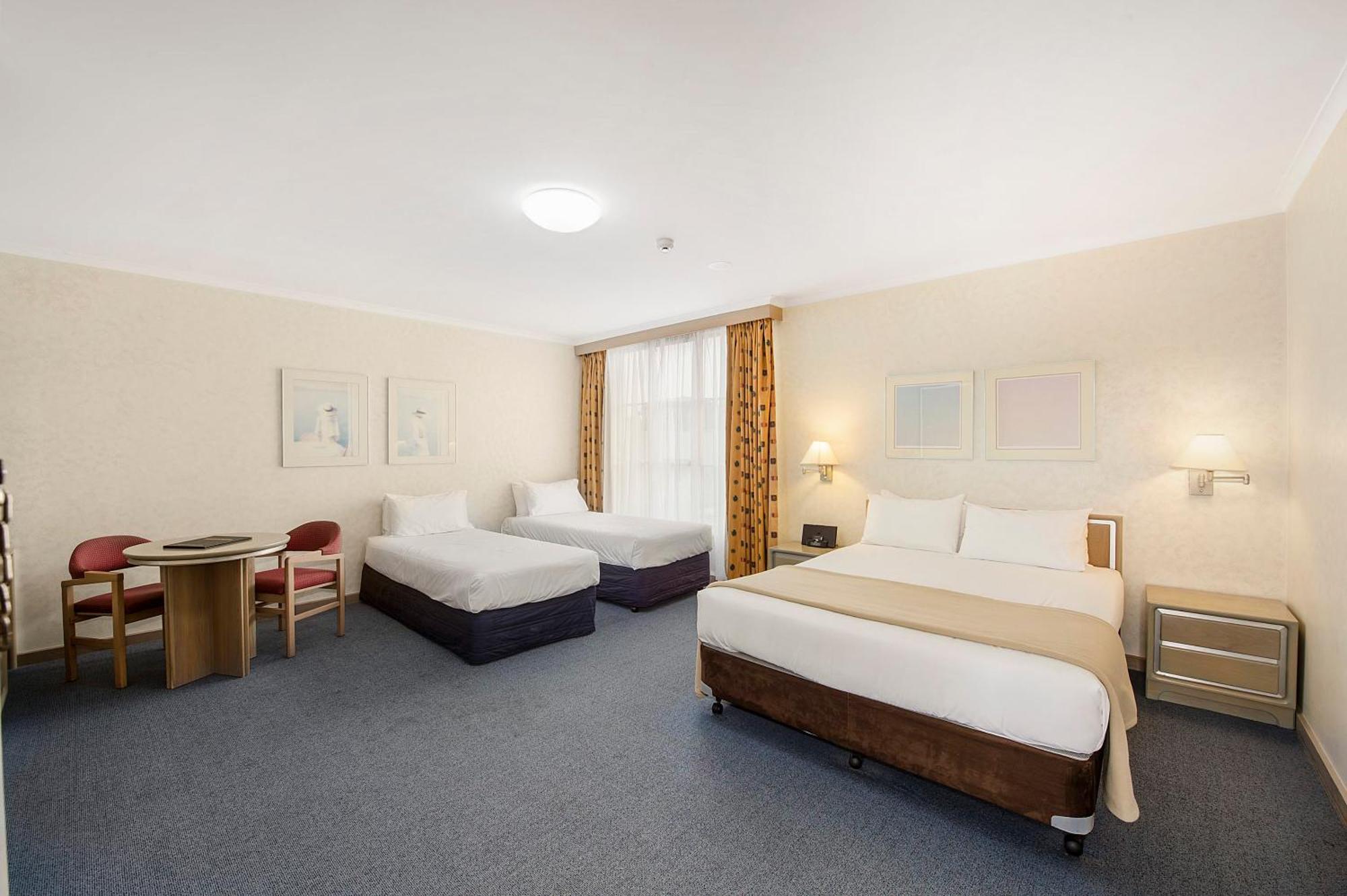 Hotel Mid 4*