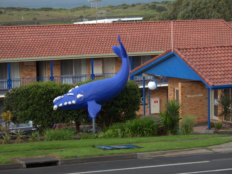 Blue Whale Motor & Aparthotel 3*