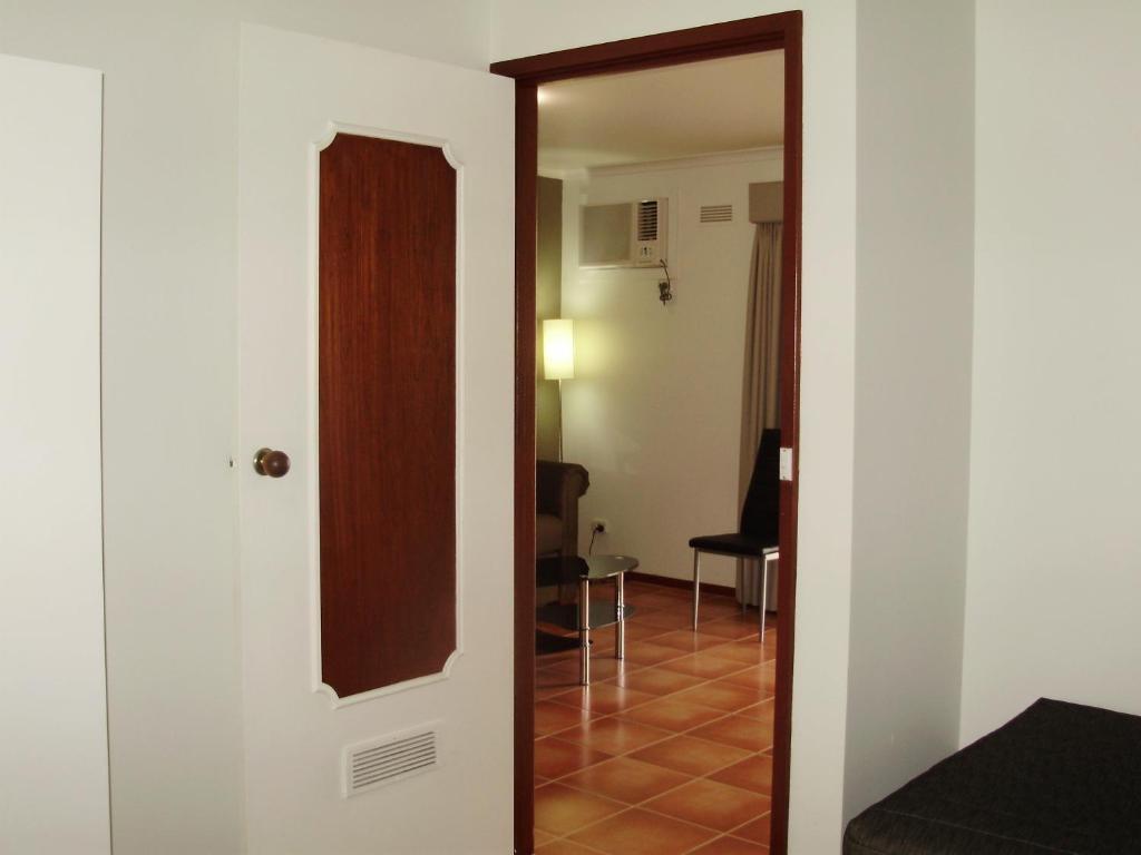 Redwood Manor Aparthotel