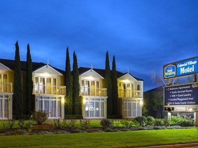 Western Colonial Village 3*