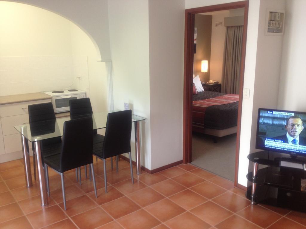 Aparthotel Redwood Manor 3*