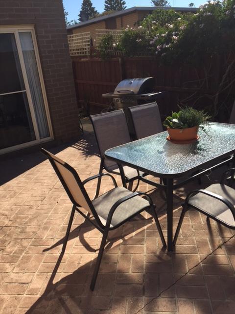 Salt Air On Lochard Place Apartment Warrnambool