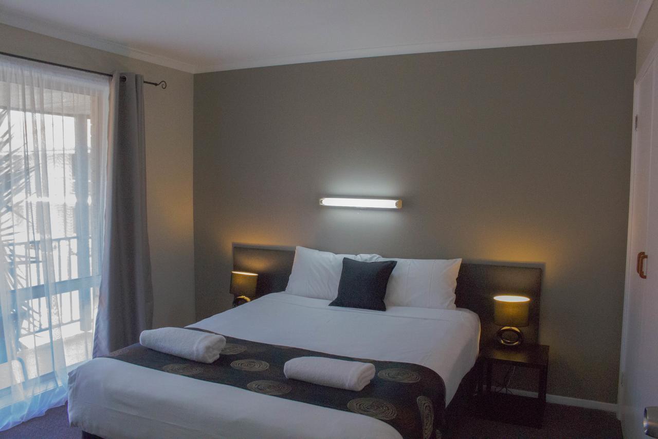 Aparthotel Blue Whale Motor &