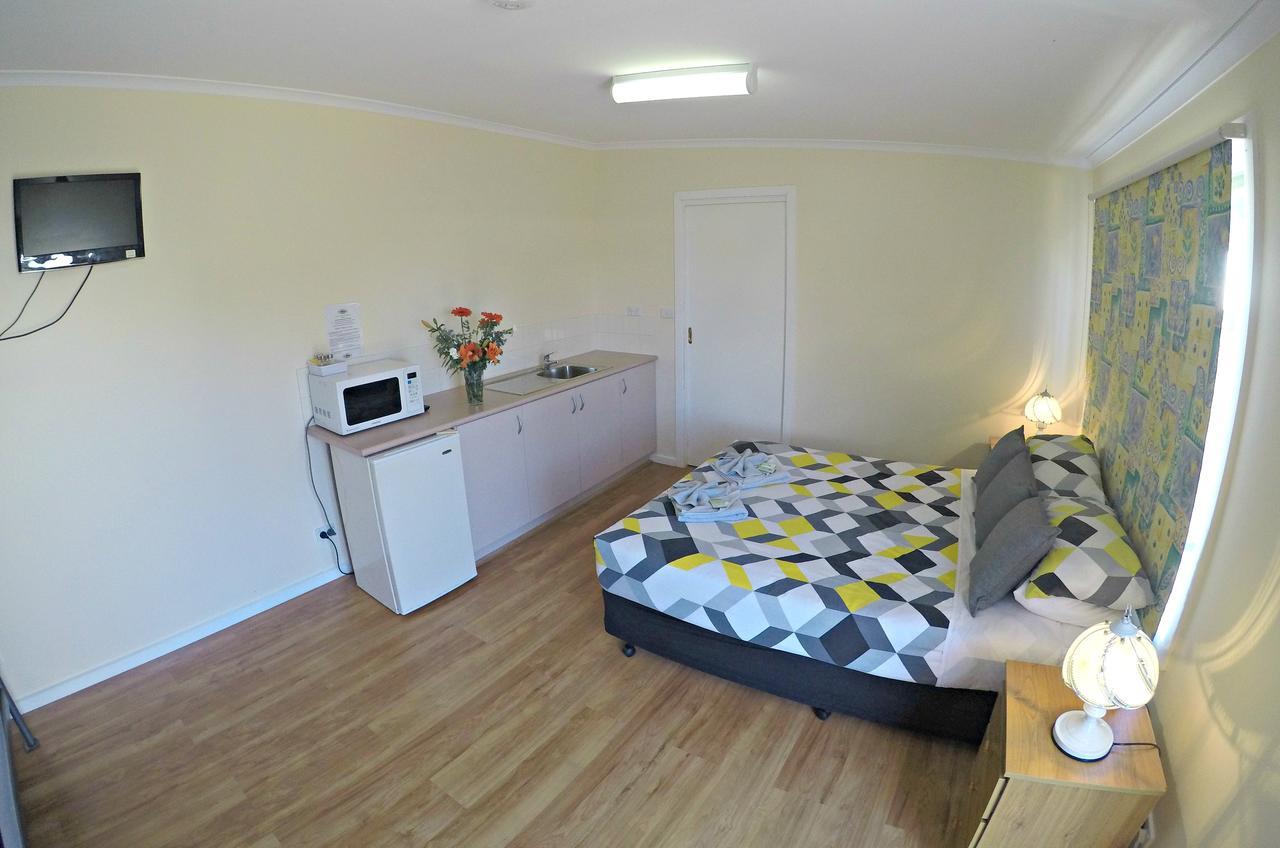 Turn-in 3* Warrnambool
