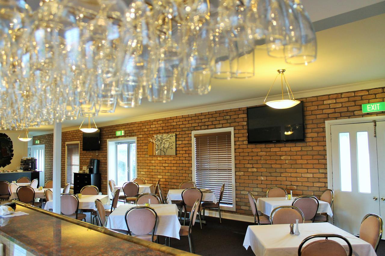 Gateway Motor Motel 3*