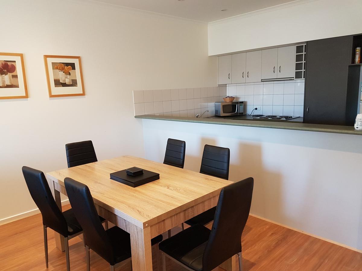 Gilles St Apartments