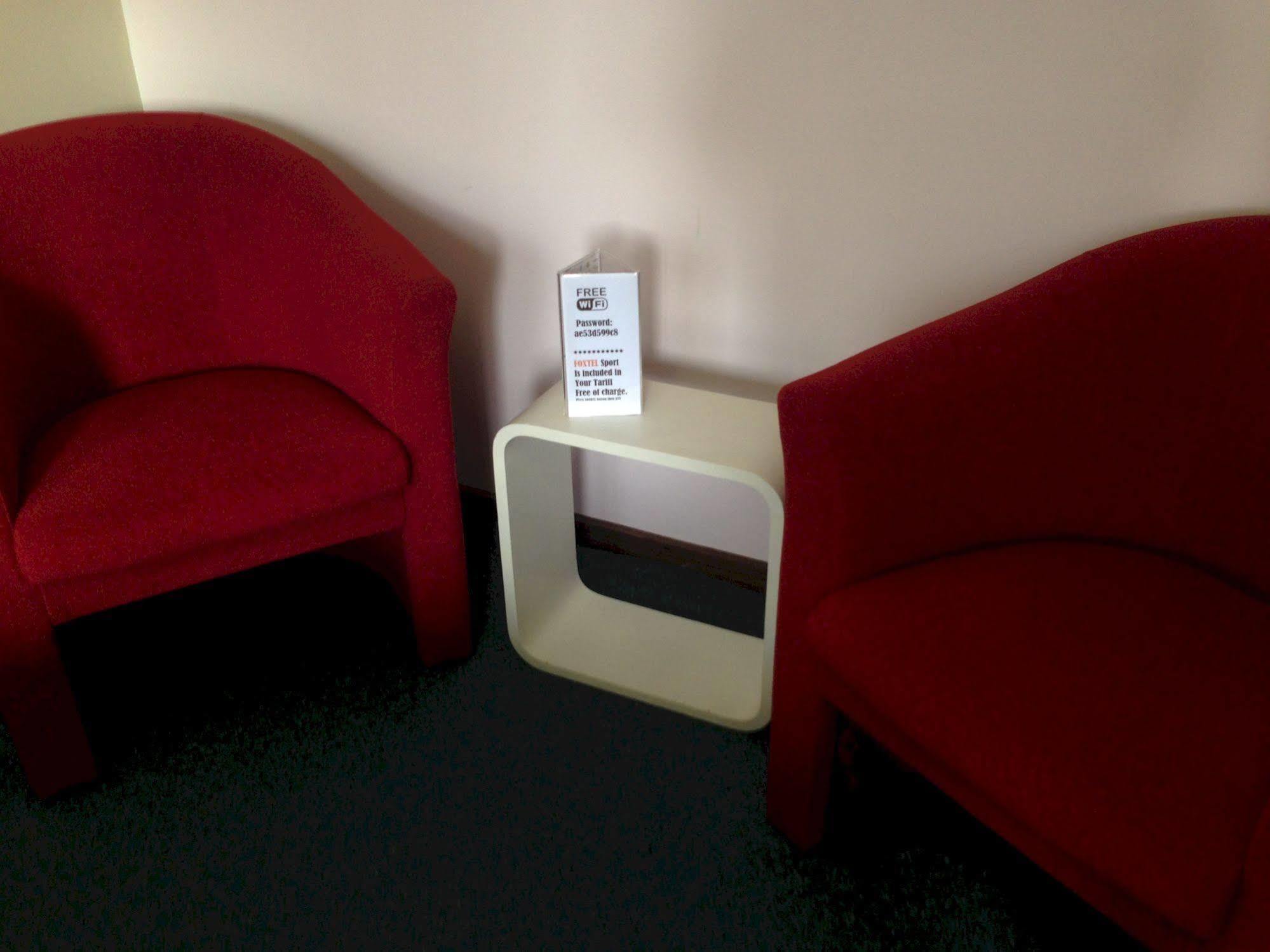 Heart Motel Warrnambool