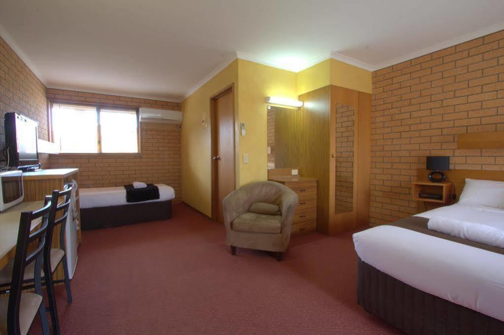 Blue Whale Motor & Aparthotel 3*