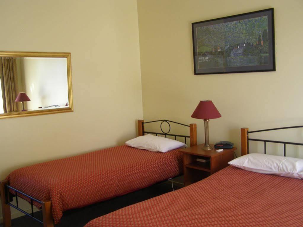 Motel Eight Spence 3*