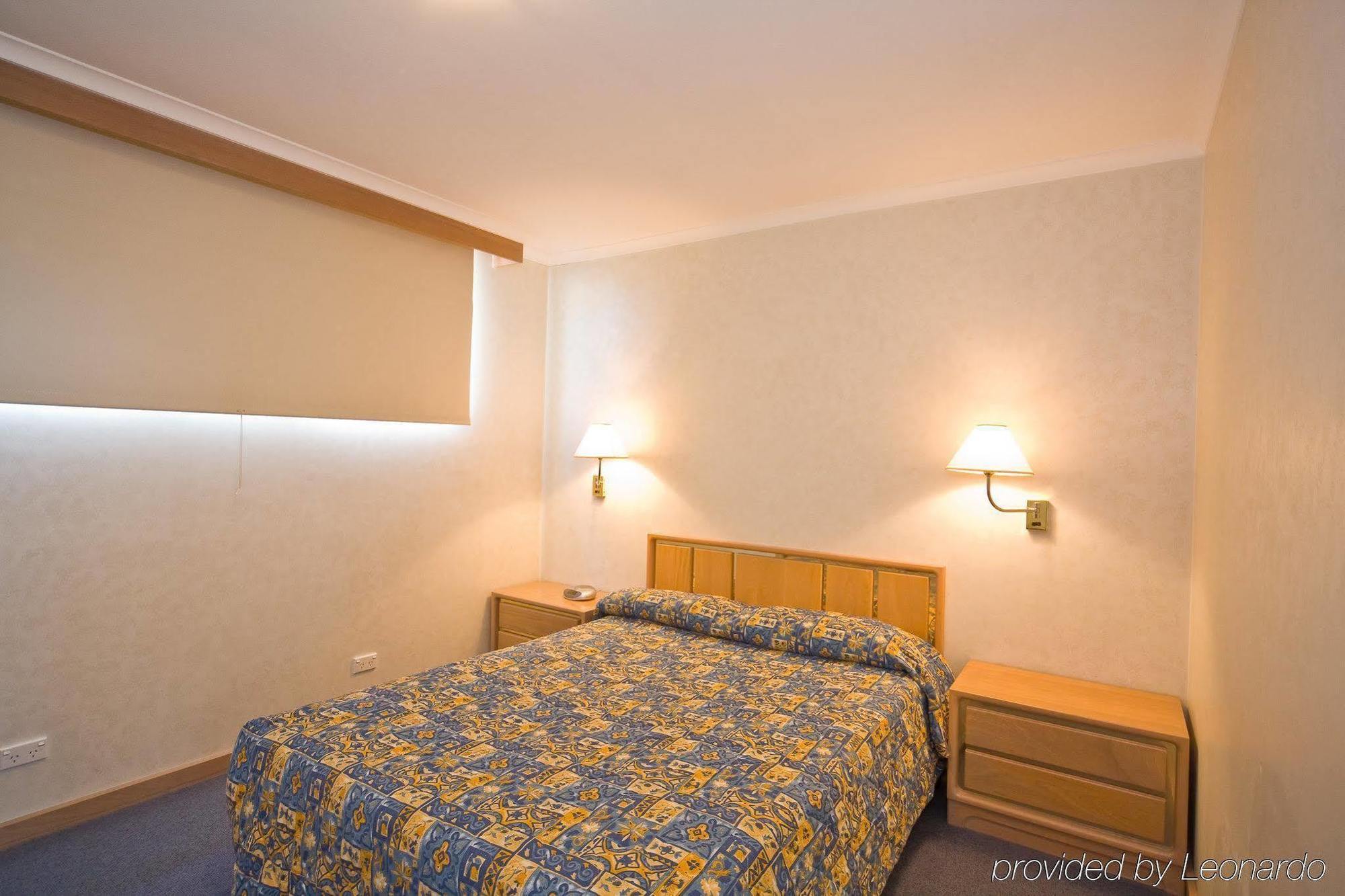 Mid Hotel