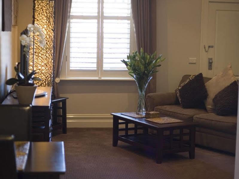 Gallery 4* Warrnambool