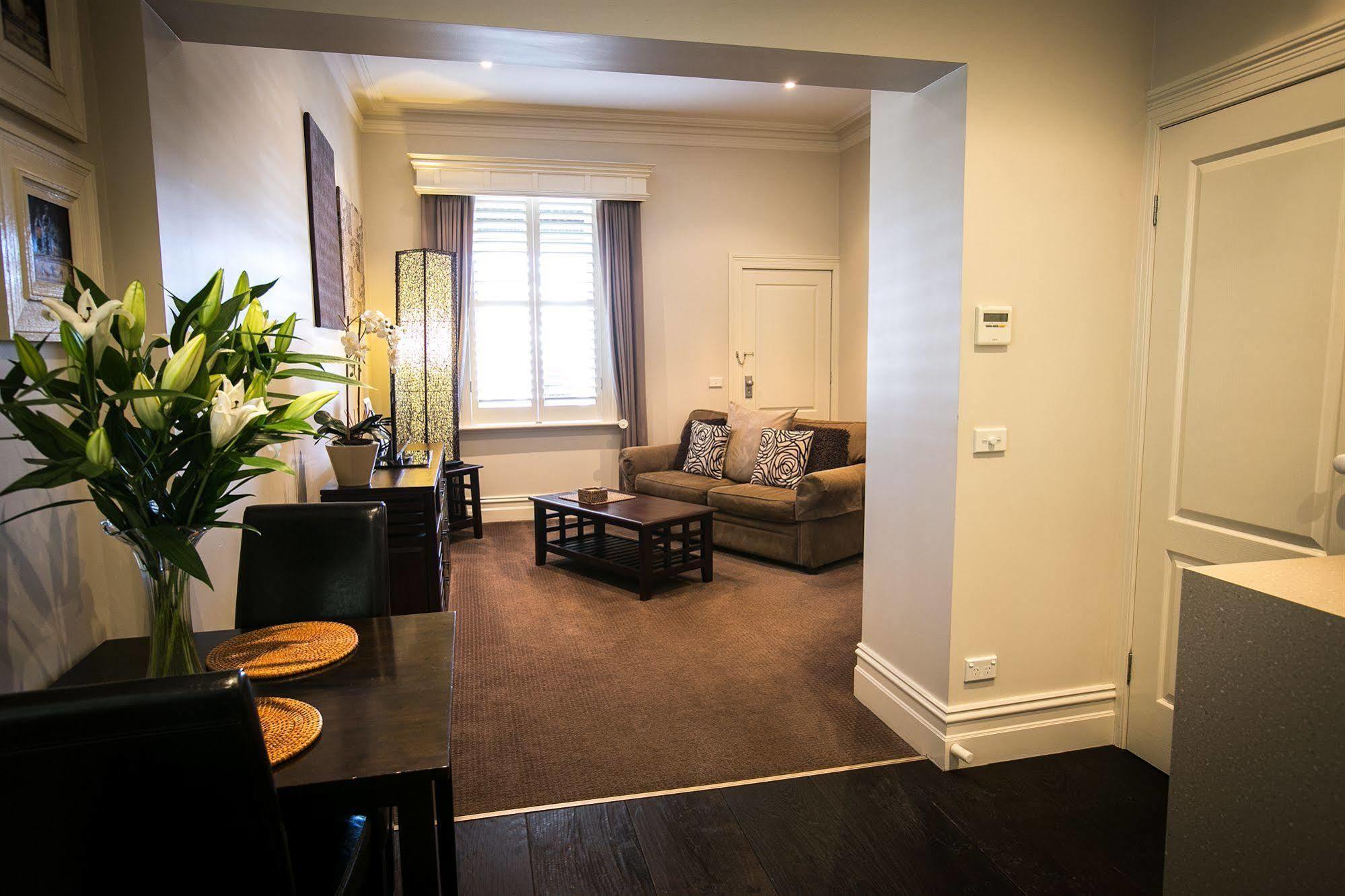 Gallery 4* Warrnambool