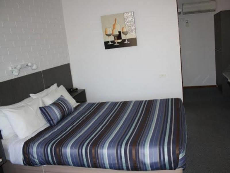 Motel Raglan Motor Warrnambool