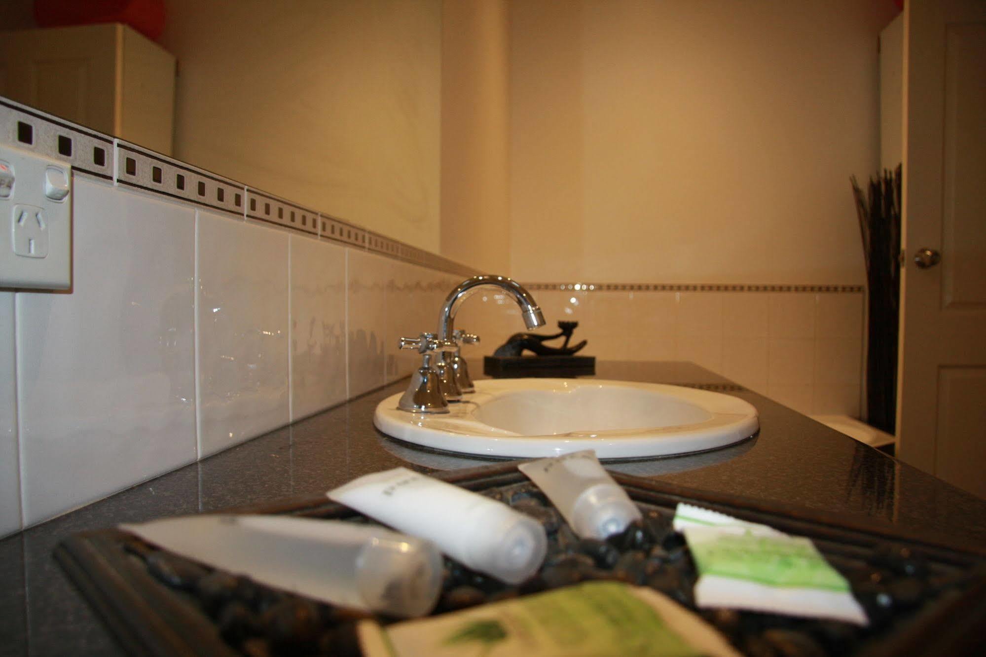 Banyan Place Aparthotel Warrnambool