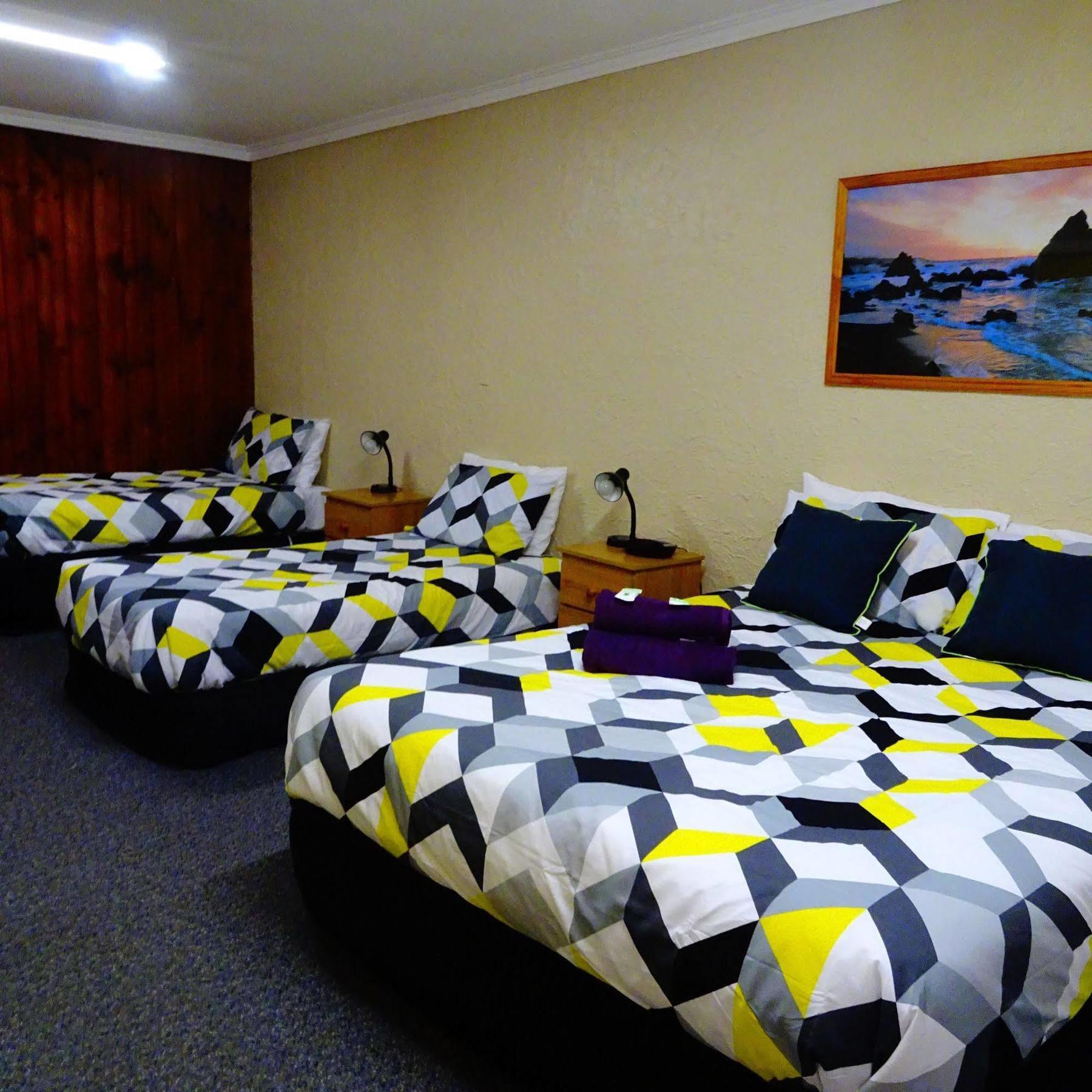 Motel Turn-in