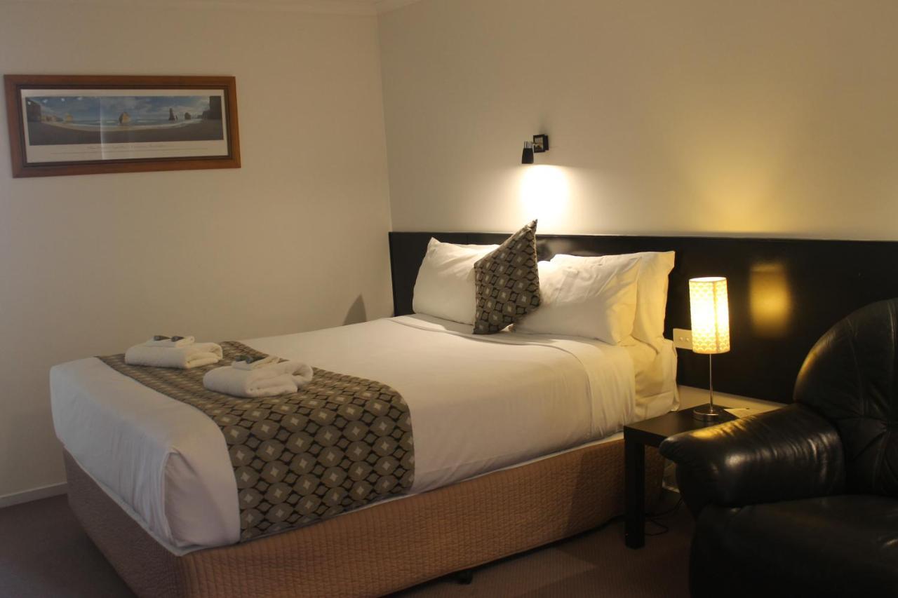 Gateway Motor Motel 3*