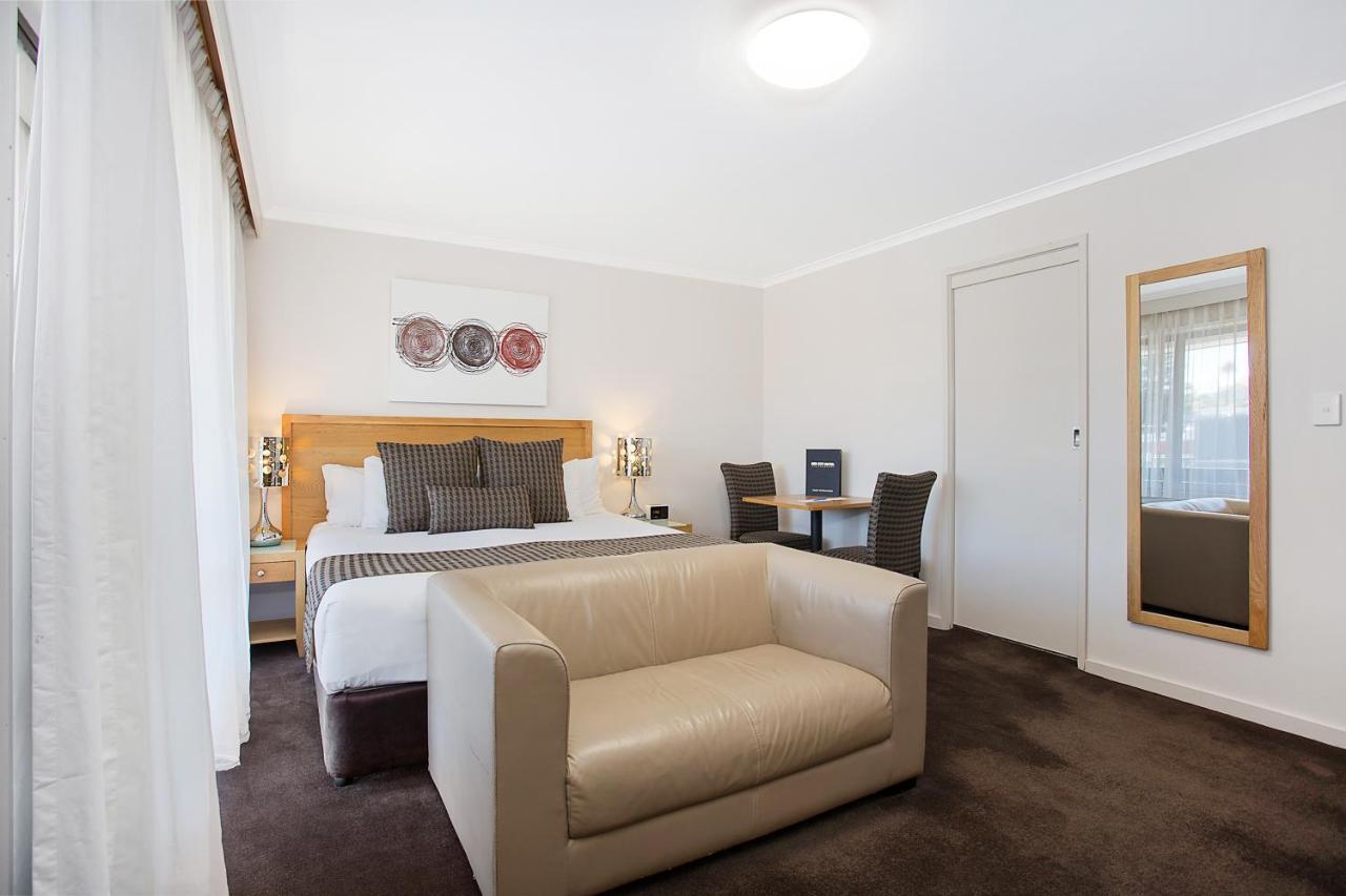 Mid Hotel