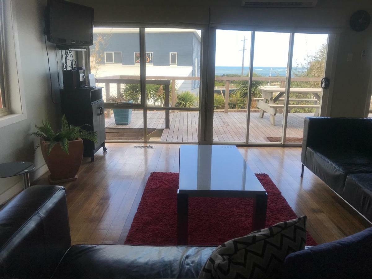 Ocean Views * Warrnambool
