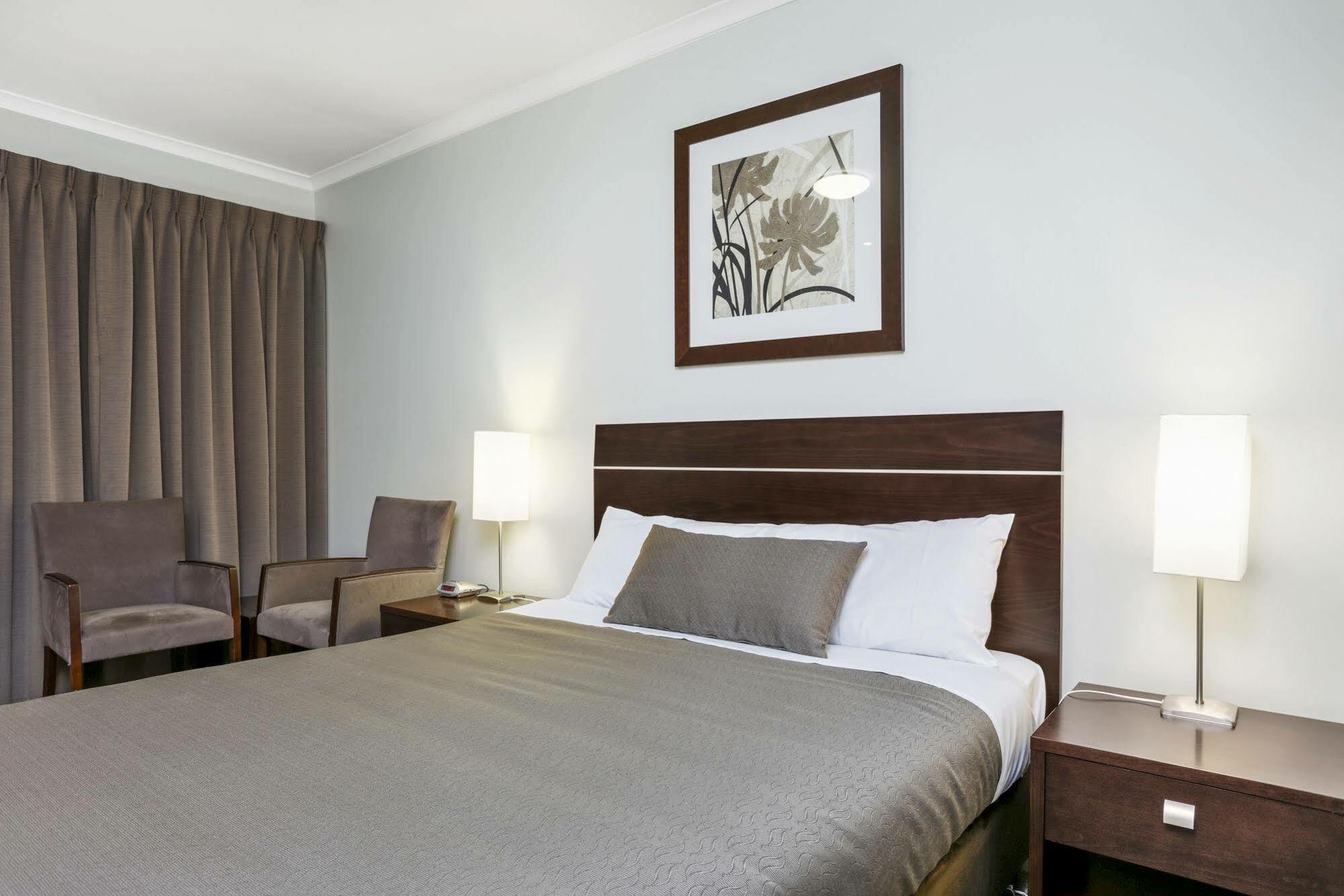 Motel Elm Tree 4*