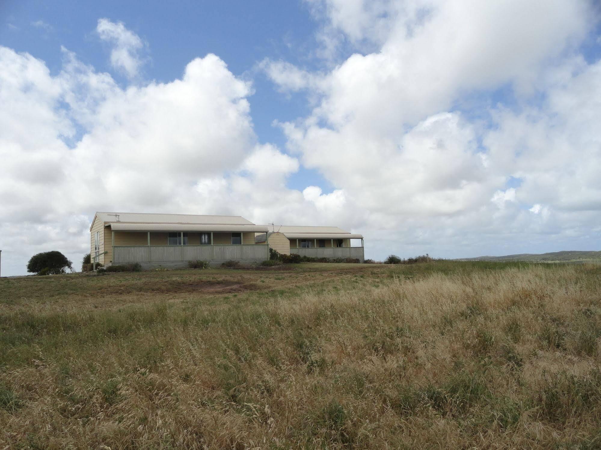 High View Family Farm stay *