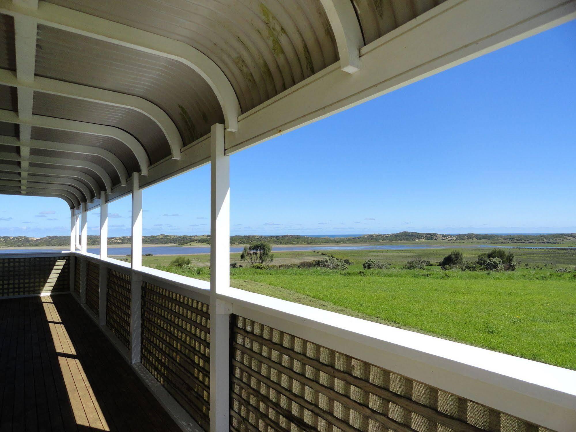 High View Family * Warrnambool