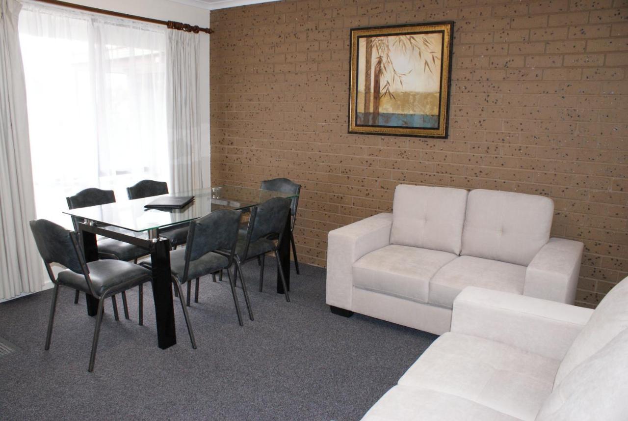 And Chalet Warrnambool