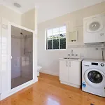 3 Bdrm House In Cbd Sleeps 6