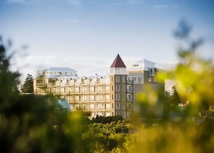 Deep Blue Hotel & Hot Springs