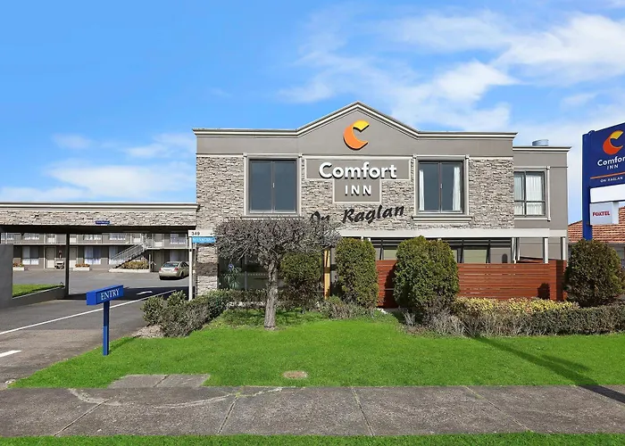 Comfort Inn On Raglan