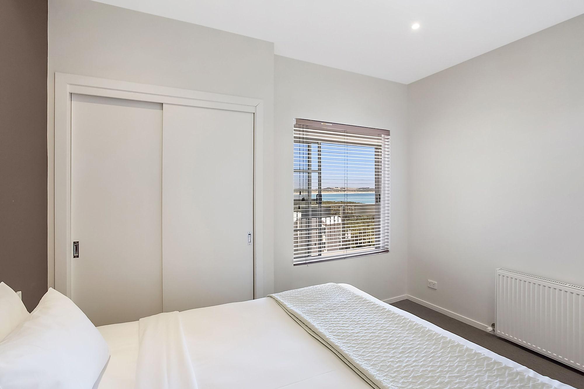 Deep Blue & Hot Springs Hotel 4*