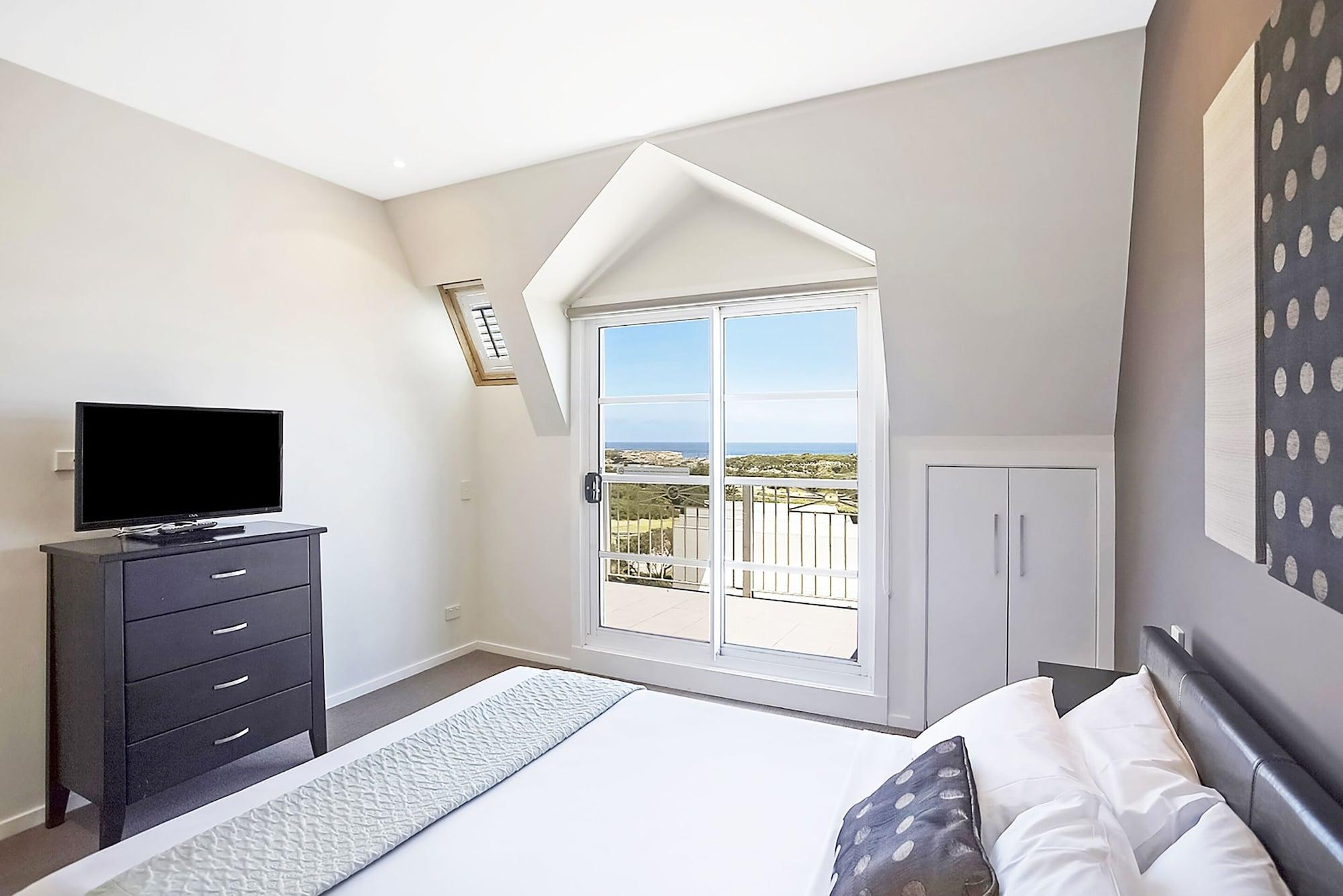 Hotel Deep Blue & Hot Springs 4*