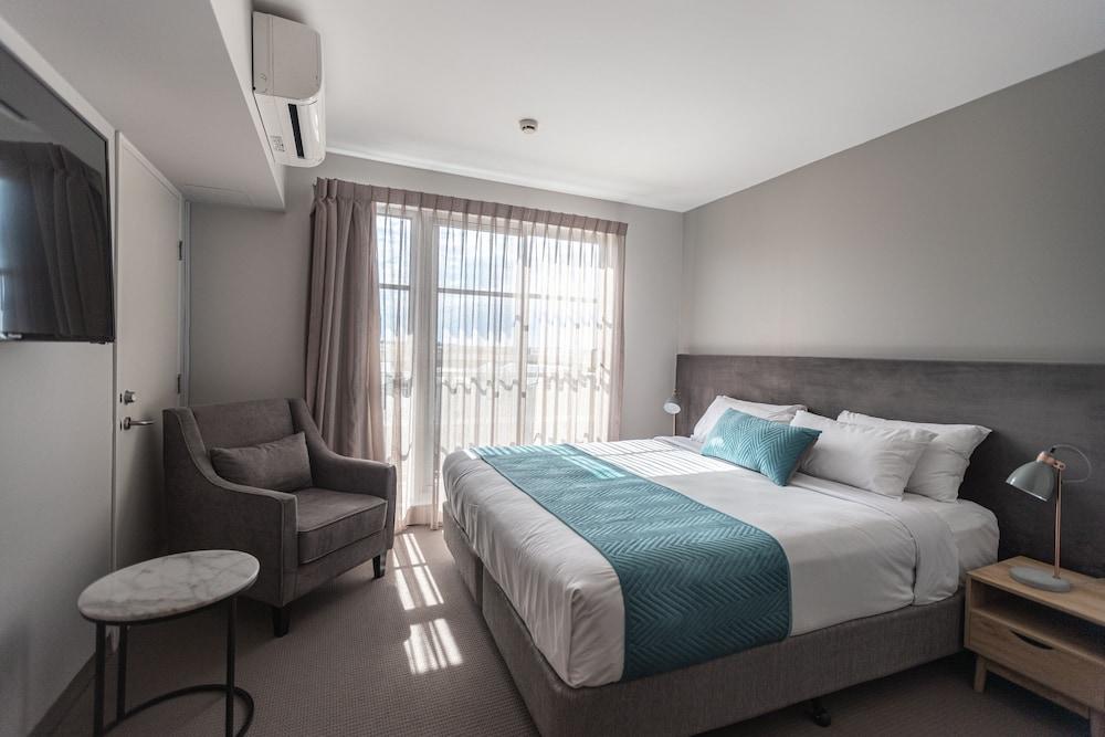 Deep Blue & Hot Springs Hotel 4*
