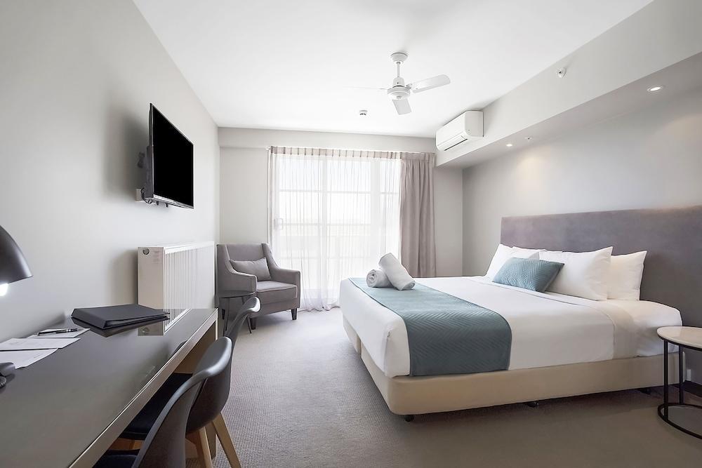 Deep Blue & Hot Springs Hotel 4*