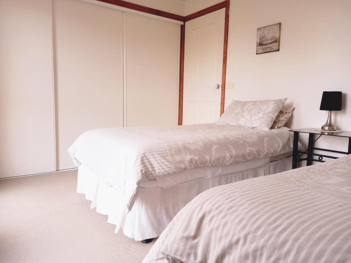 To Cbd Cosheirm On Merri Apartment