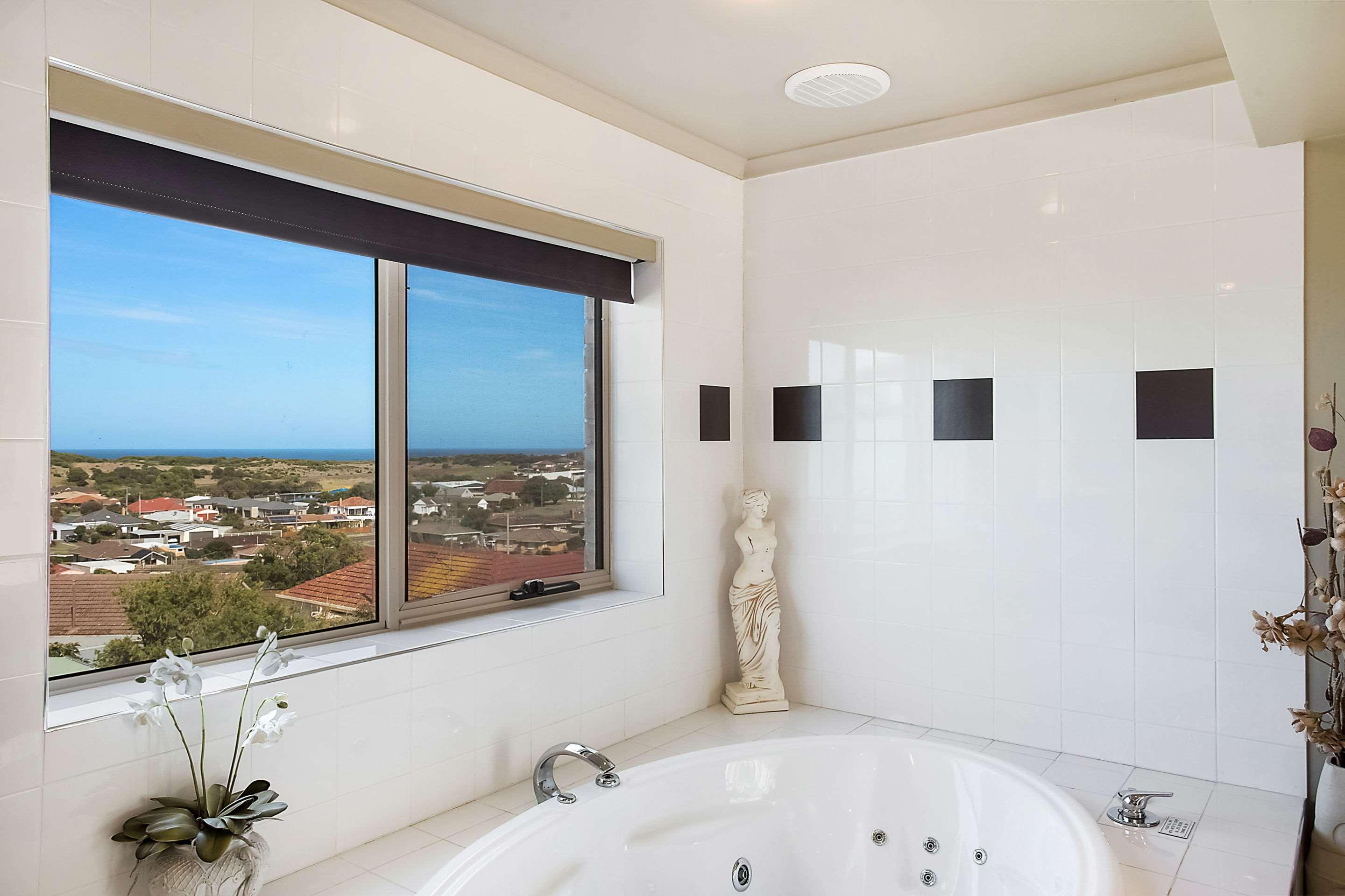 Inn Comfort On Raglan 4*
