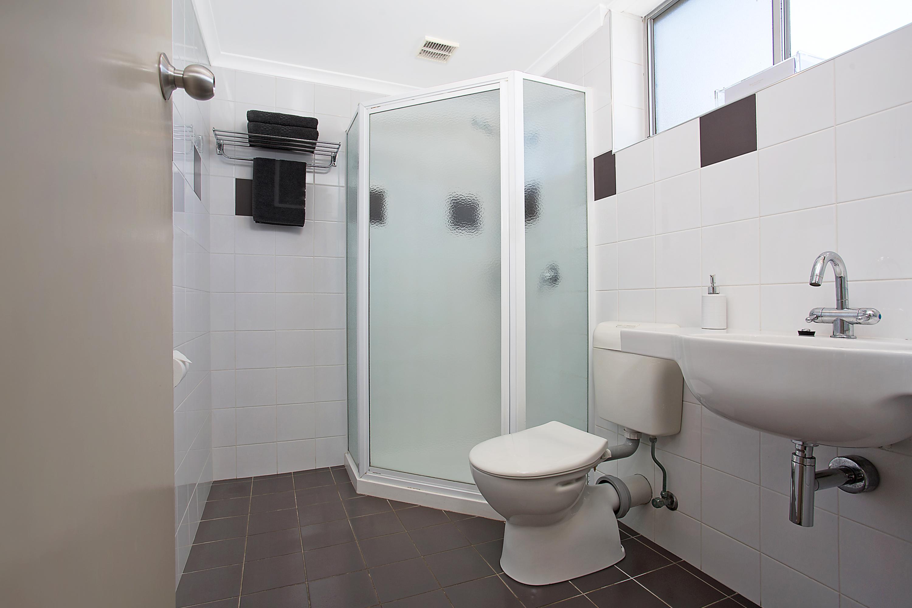 Inn Comfort On Raglan