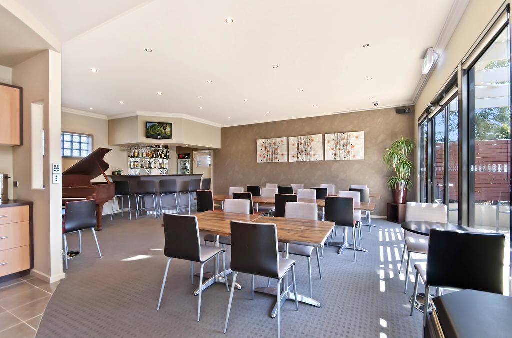 Inn Comfort On Raglan 4*