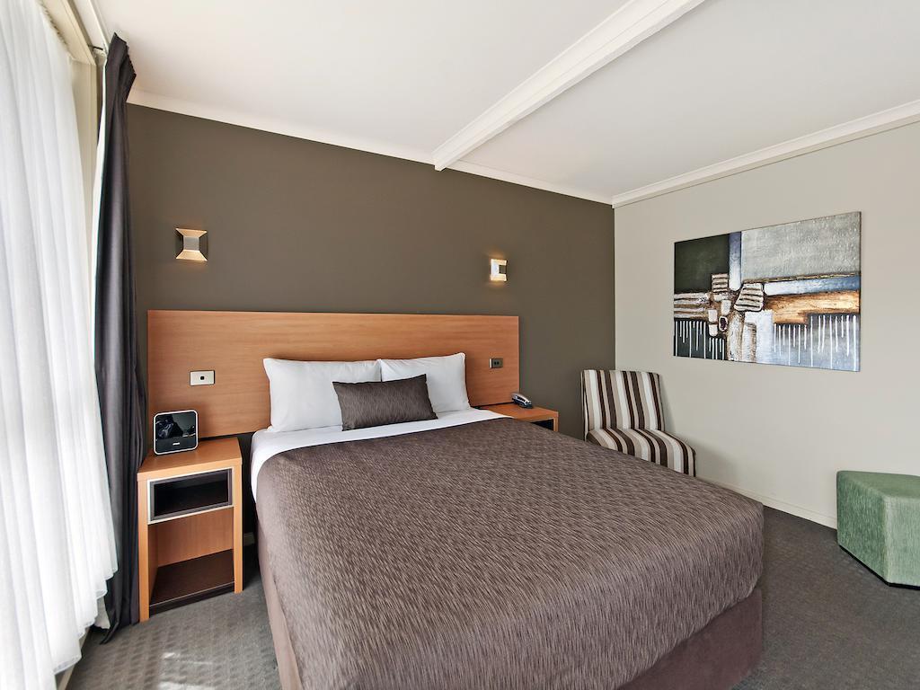 Inn Comfort On Raglan 4*