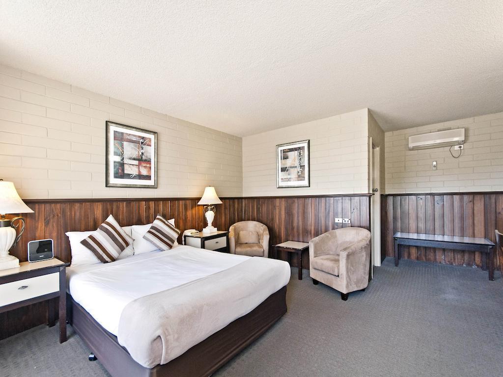 Inn Comfort On Raglan 4*