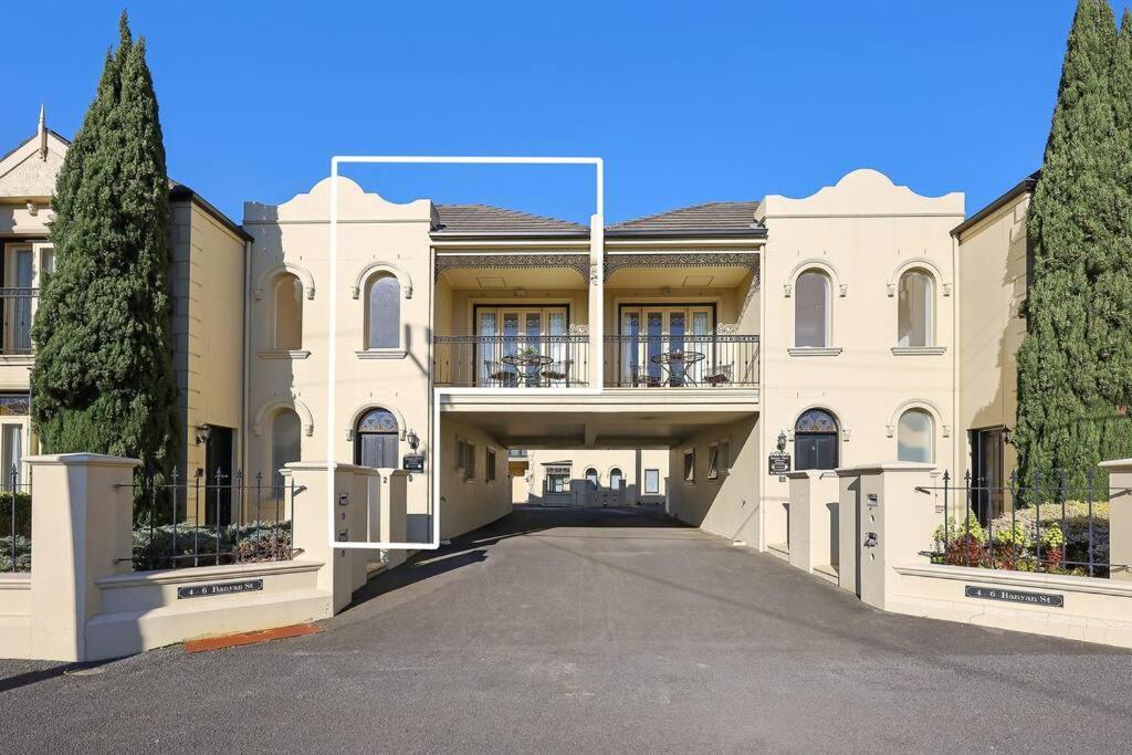 One Bedroom In Cbd Apartment Warrnambool
