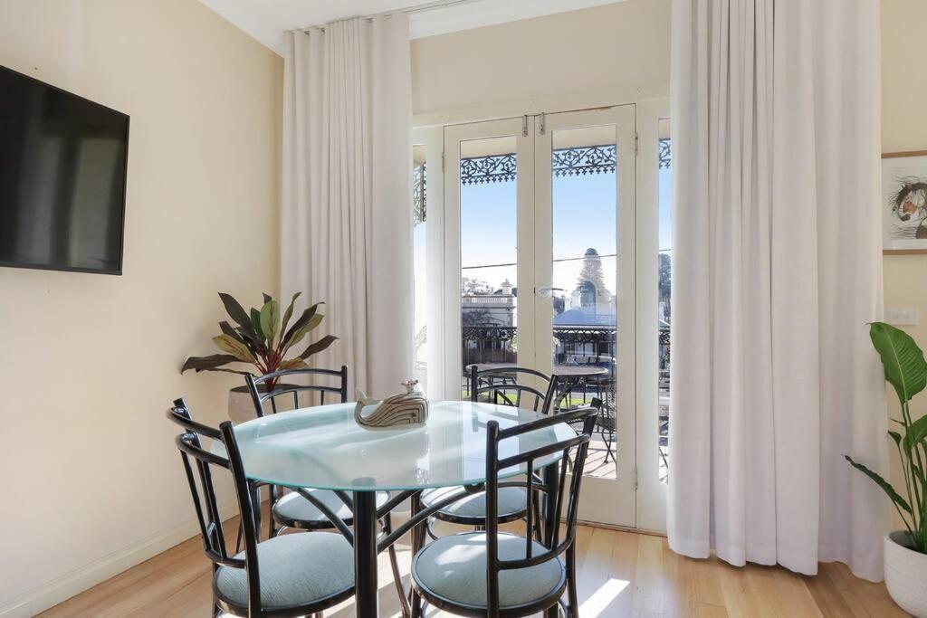 One Bedroom In Cbd Apartment
