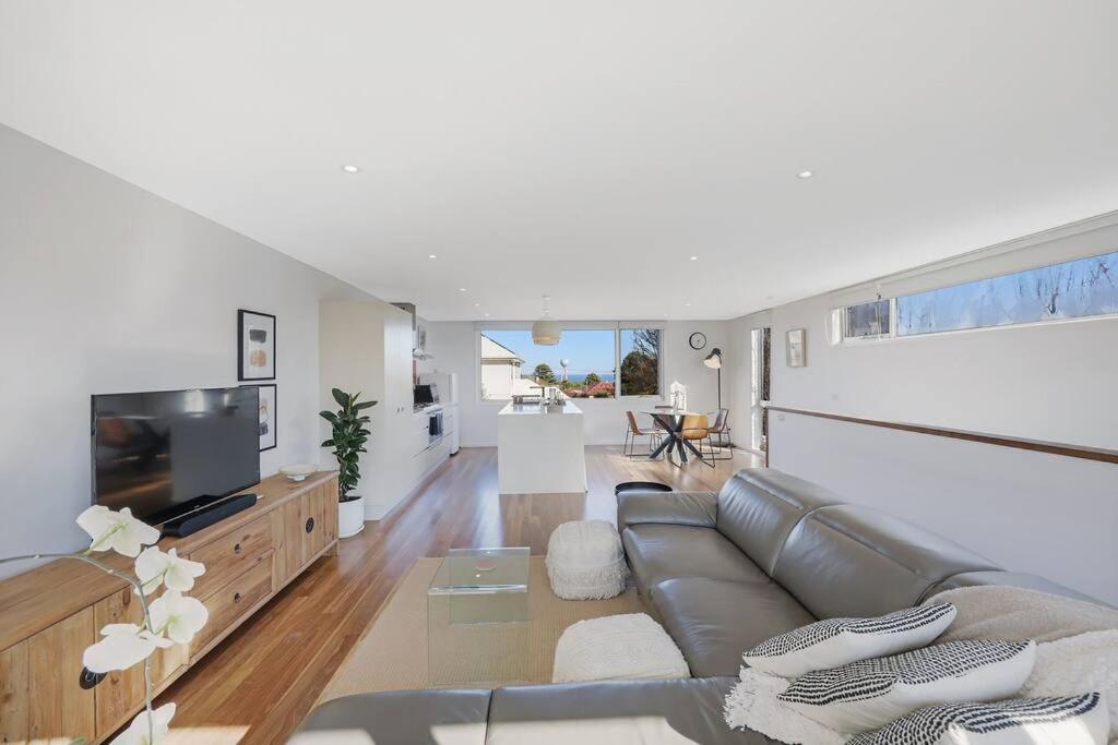 Silver Ball Retreat * Warrnambool