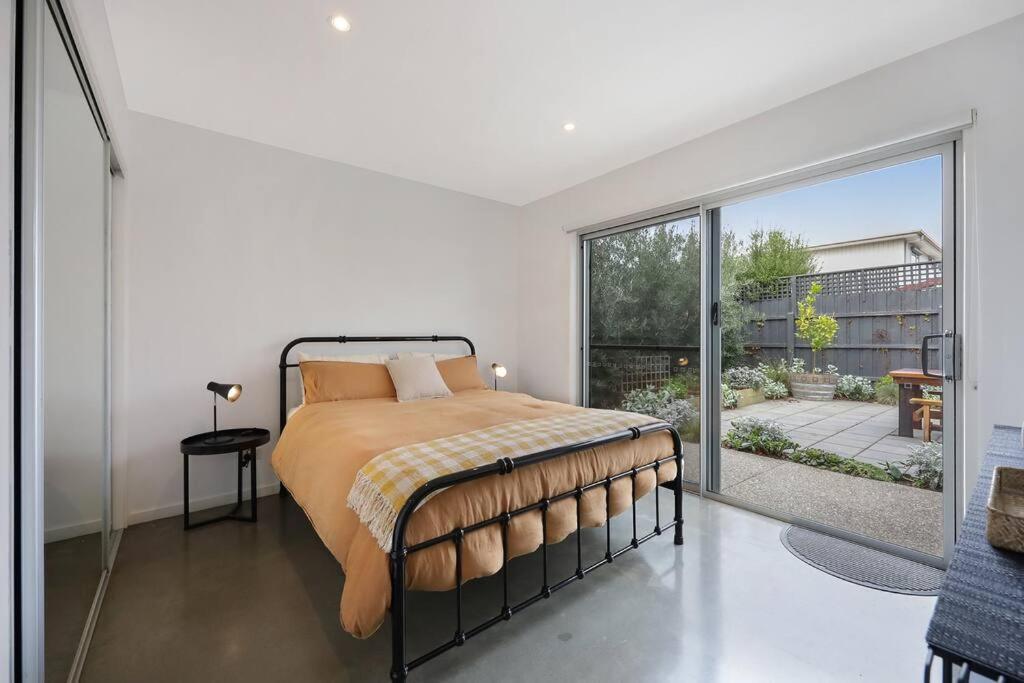 Silver Ball Retreat Holiday home Warrnambool