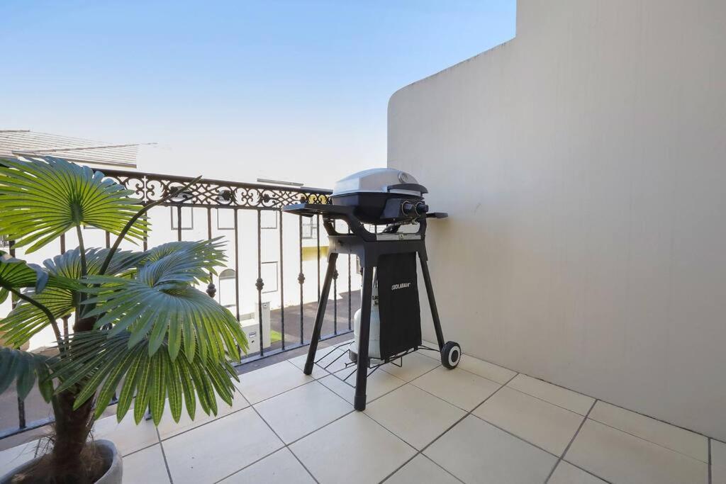 One Bedroom In Cbd Apartment
