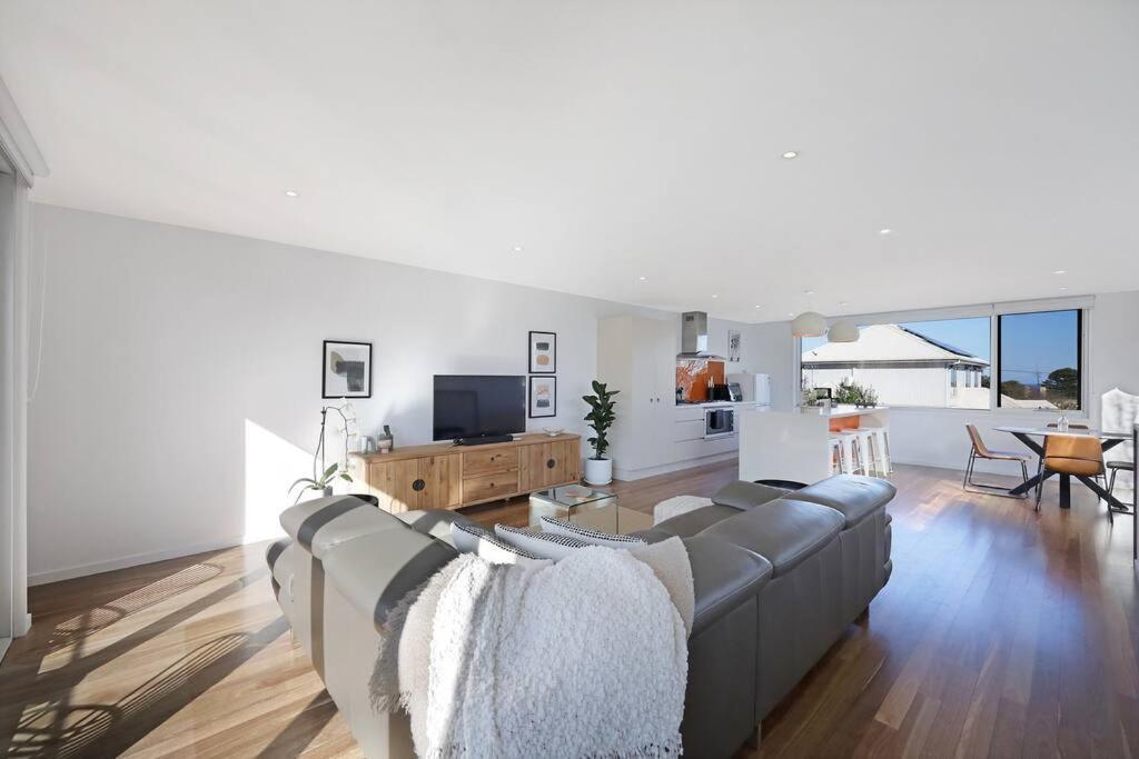 Silver Ball Retreat * Warrnambool
