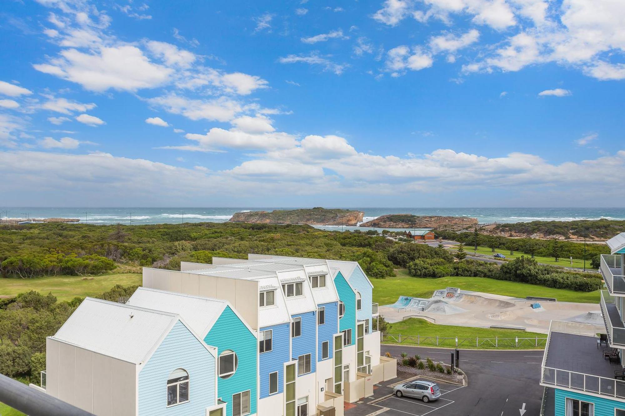 Deep Blue & Hot Springs Hotel Warrnambool