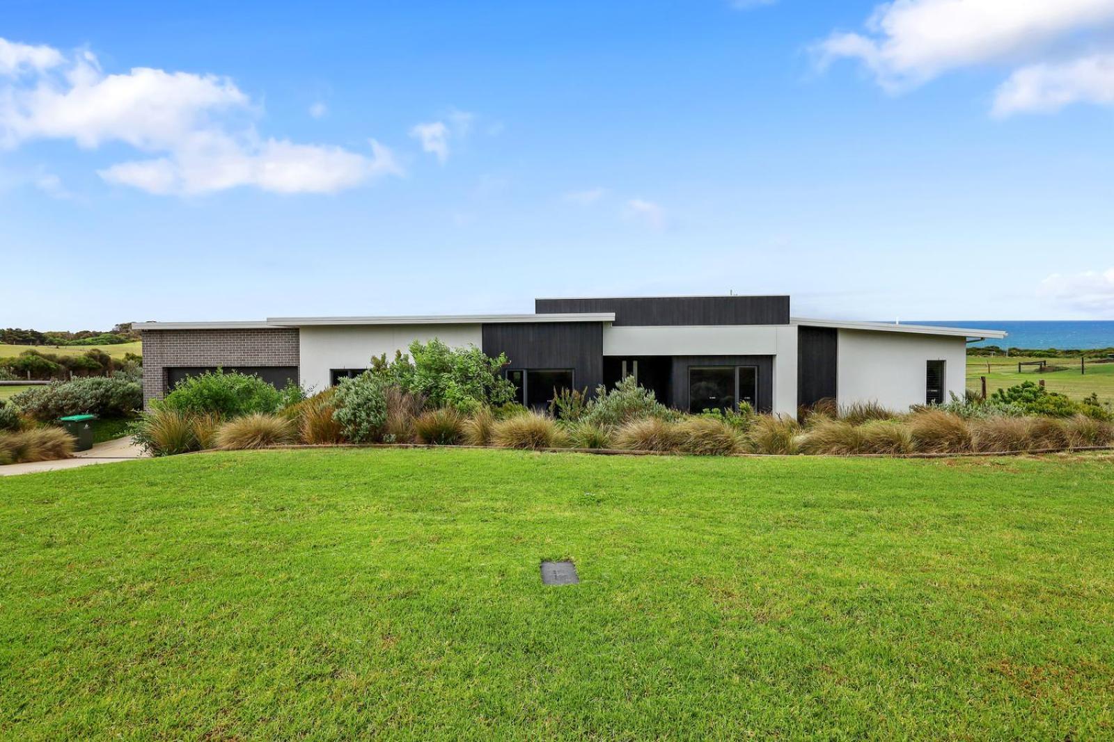 Whale Haven Holiday home
