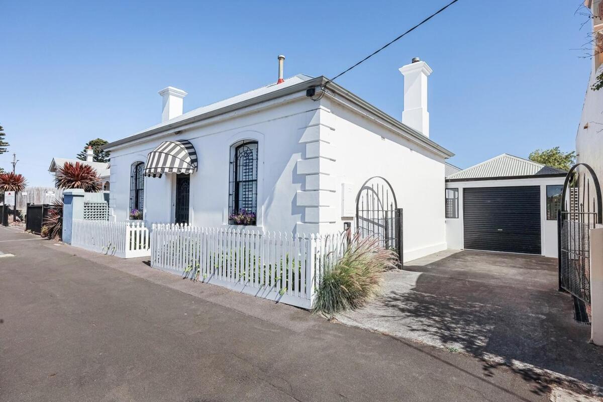 Holiday home 3 Bdrm House In Cbd Sleeps 6 *